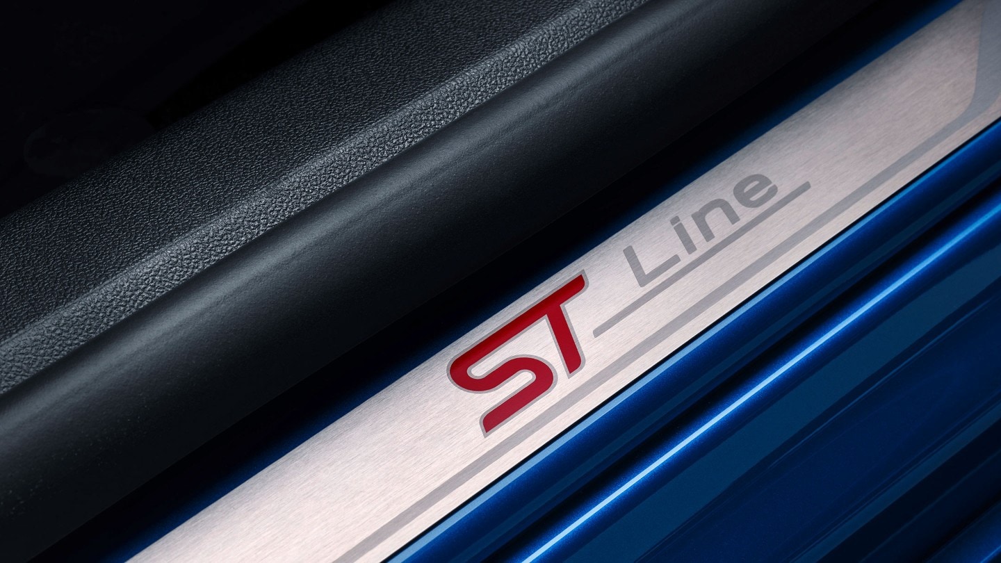 Close-up of ST-Line logo