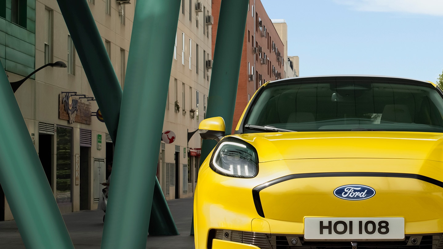 Κοντινό πλάνο της πρόσοψης του νέου Ford Puma Gen-E®.