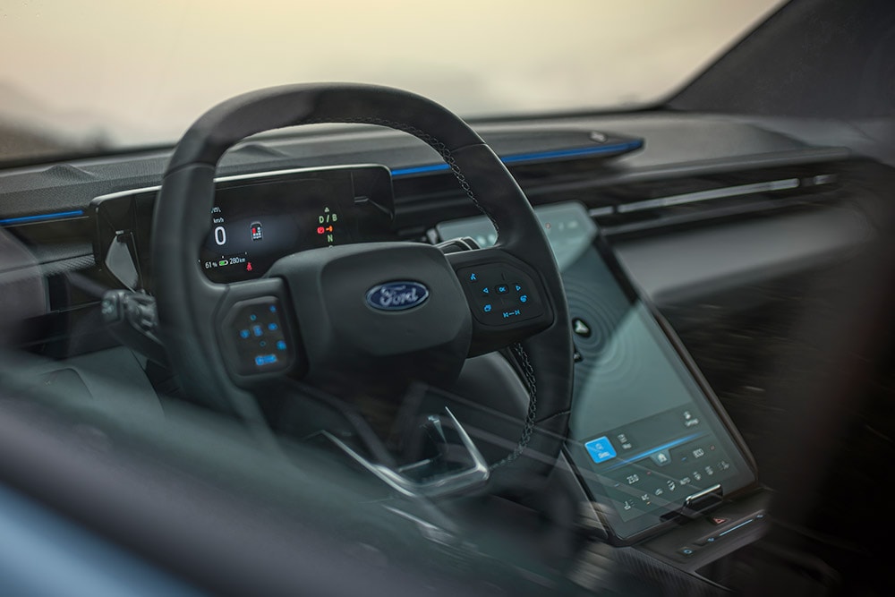 Θερμαινόμενο τιμόνι του Ford Explorer.