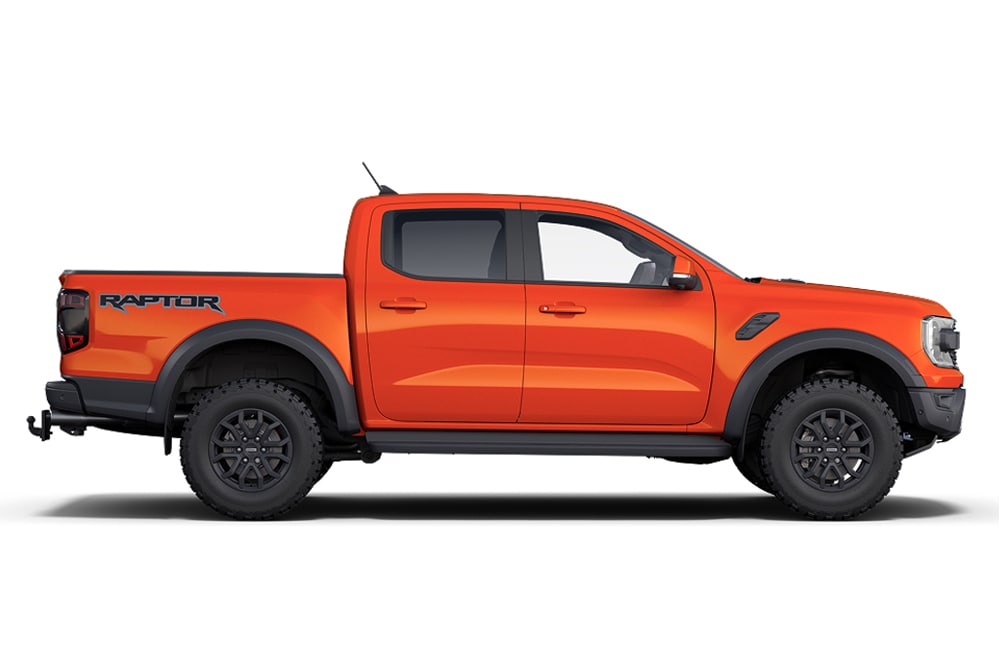 Πορτοκαλί Ford Ranger Raptor 4x4 της σειράς των αυτοκινήτων επιδόσεων της Ford.