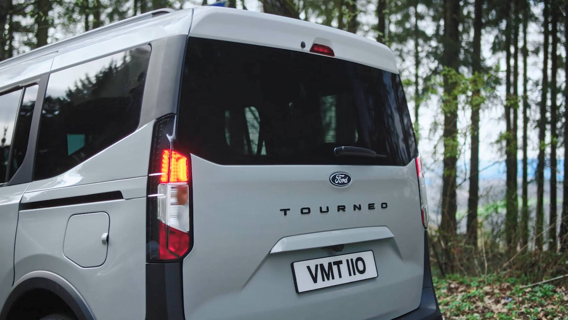Ford E Tourneo Courier Active πίσω όψη