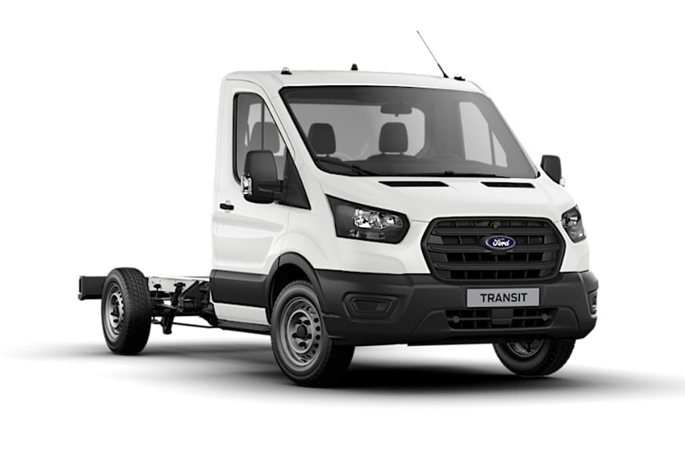 Λευκό Ford Transit Chassis Single Cab Base van σε λευκό φόντο.