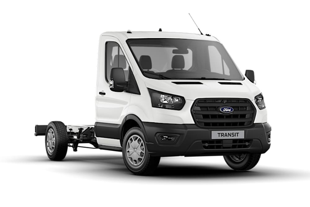 Λευκό Ford Transit Chassis Single Cab Trend van σε λευκό φόντο.
