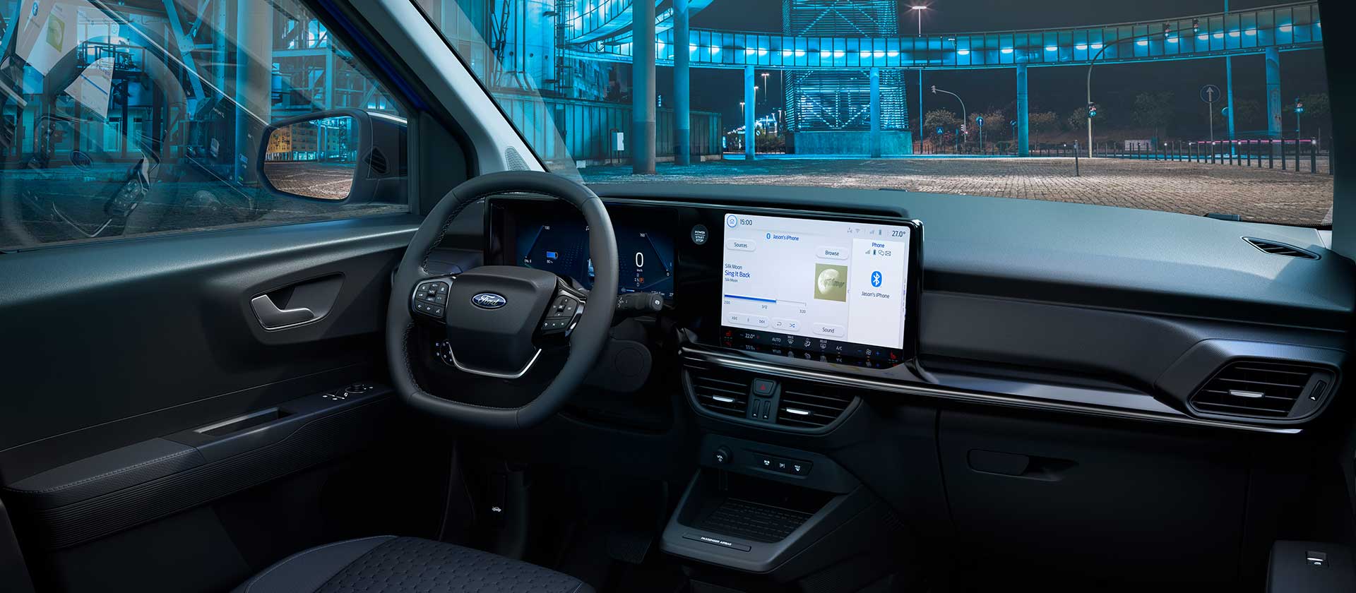 Νυχτερινή προβολή Ford E-Transit Courier