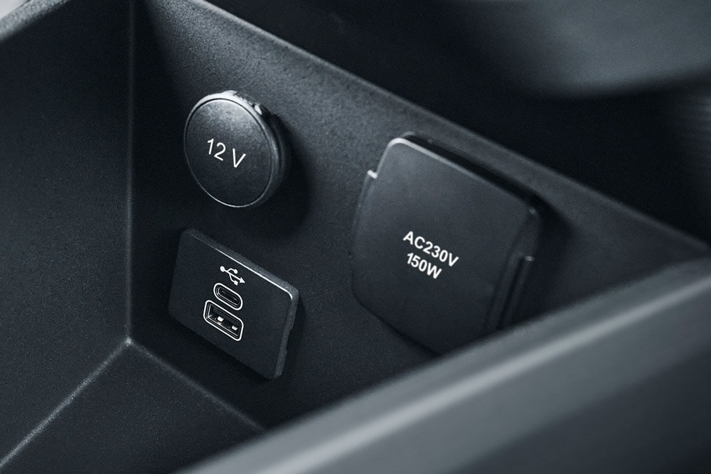 Ford E-Tourneo Courier με θύρες USB